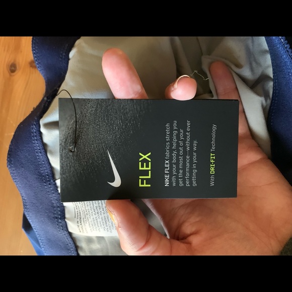 Nike shorts - Picture 2 of 2